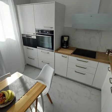 My Brand New Luxury דירה