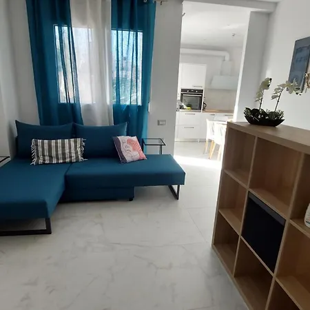 Апартаменти My Brand New Luxury