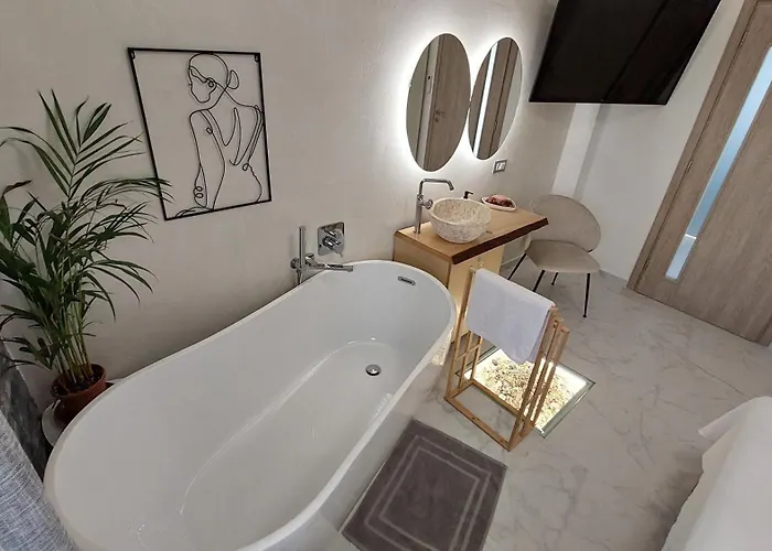 Апартаменти My Brand New Luxury